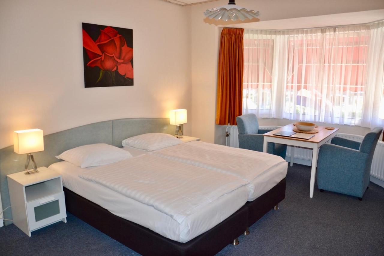 האג Hotel De Stern מראה חיצוני תמונה