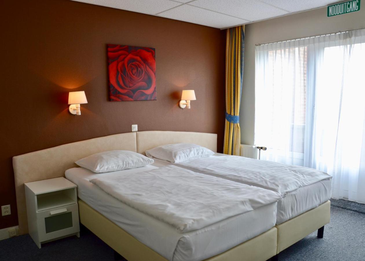 האג Hotel De Stern מראה חיצוני תמונה