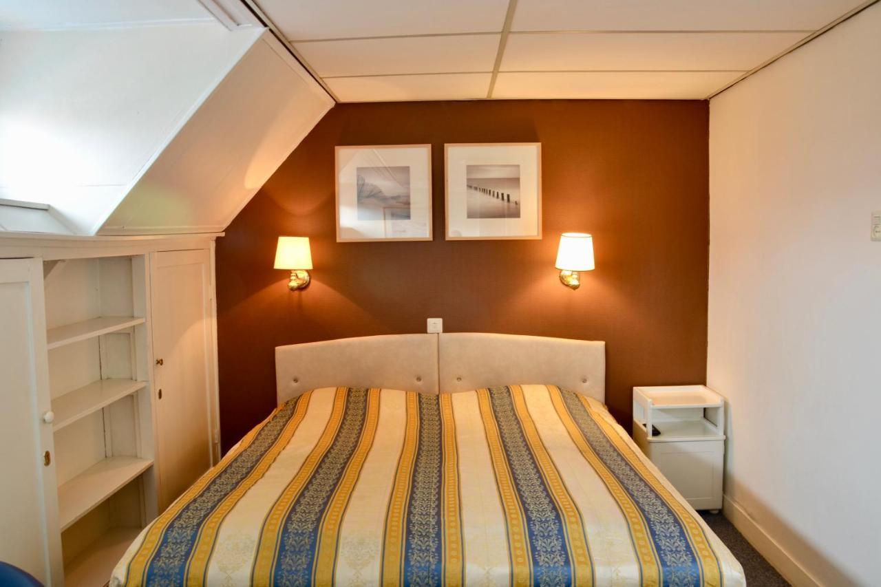 האג Hotel De Stern מראה חיצוני תמונה